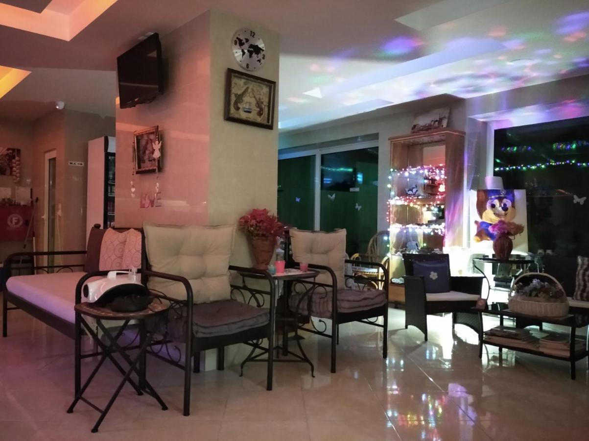 Nikolakakis Rooms Lavrio Esterno foto